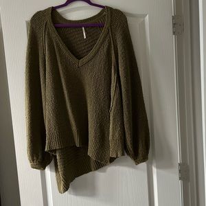 Free people sweater size small